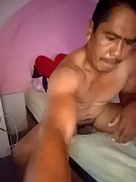 Offline negro15cm17 on StripChat