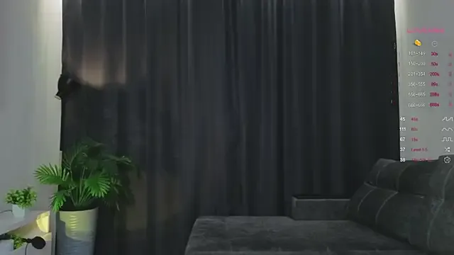 Offline Nerdy_Amy on StripChat