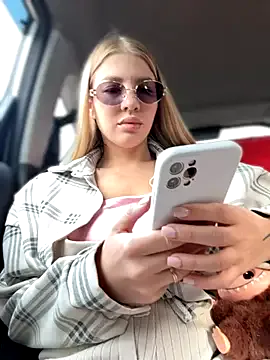 Offline NewLale on StripChat