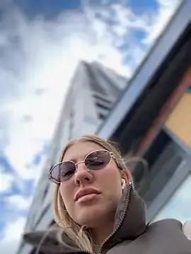 Offline NewLale on StripChat