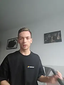 Offline nickdtr23 on StripChat