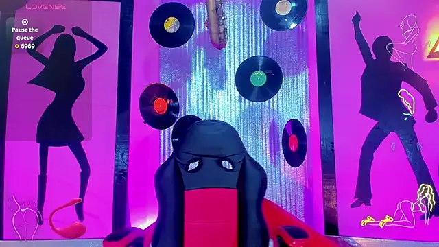 Offline nickyminach_ on StripChat