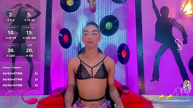 nickyminach_ — hi nicky