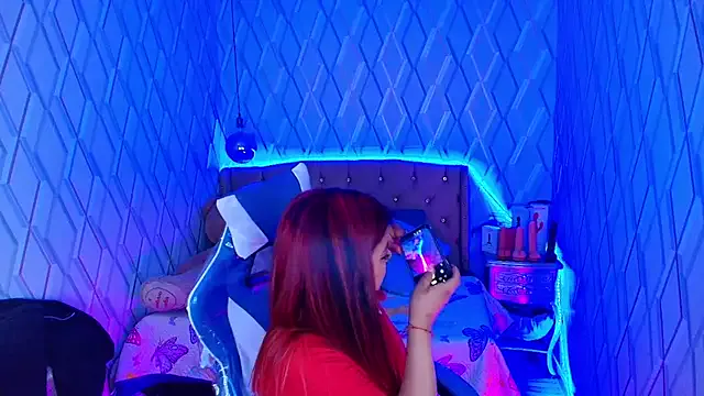 Offline NicolleTaylor on StripChat