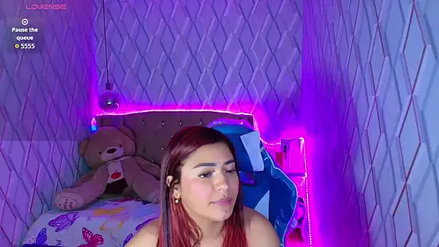 Offline NicolleTaylor on StripChat