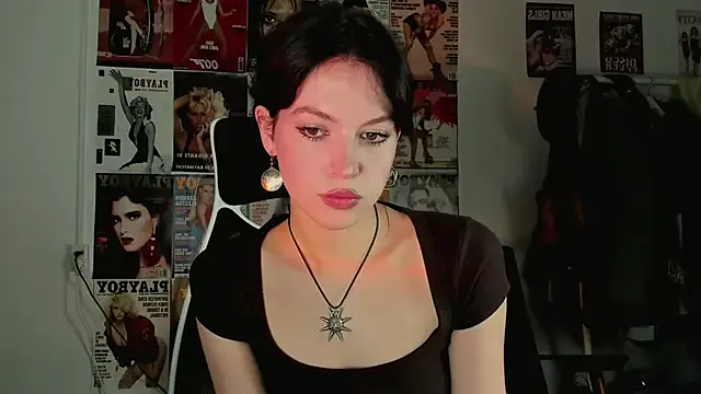 Niky__Jess on StripChat