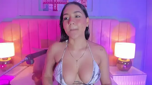 Offline noa_moon on StripChat