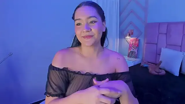 Offline noa_moon on StripChat