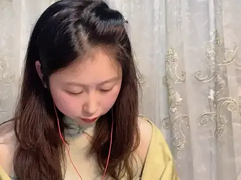 nuannuan35593 on StripChat 