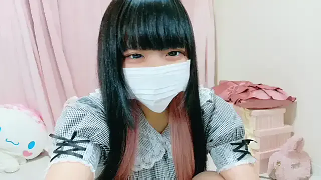 Offline Nyan_love_ch on StripChat