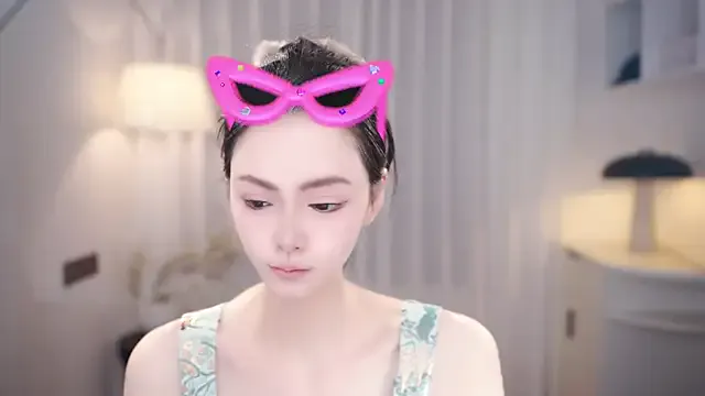 Freechat Ocean--Lili on StripChat