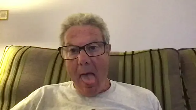 Offline Oldpistolpete on StripChat