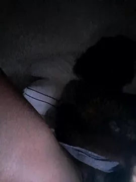 Freechat oliviaprettypussy on StripChat