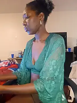 Freechat oliviaprettypussy on StripChat