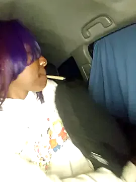 Freechat oliviaprettypussy on StripChat