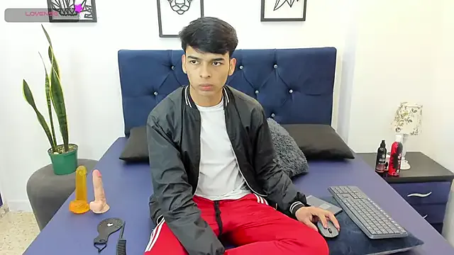 Freechat OnlyJos on StripChat