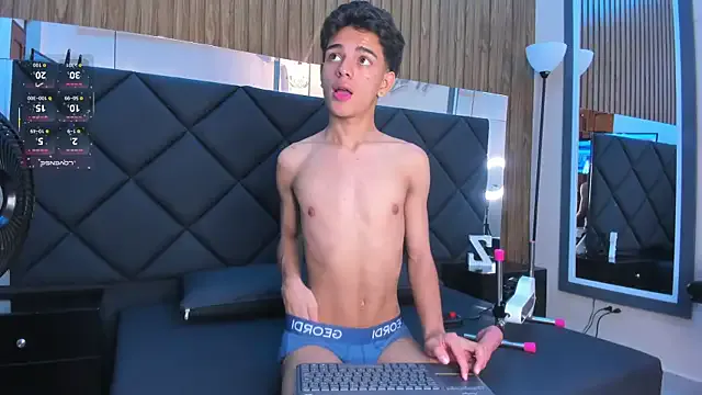 Offline owen__johnson on StripChat