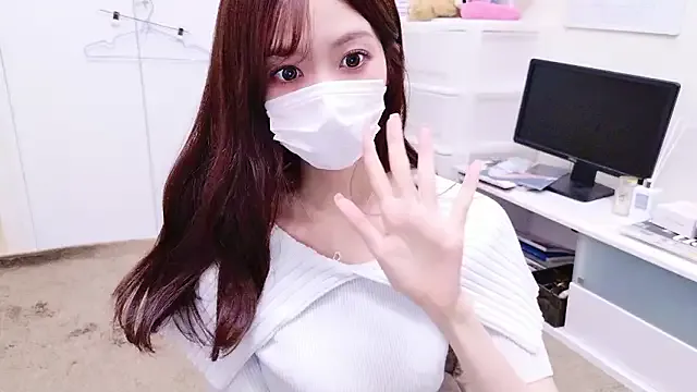 oxo_yuna_oxo on StripChat