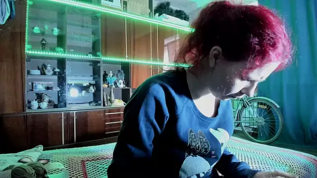 Offline pa1e_pr1ncess on StripChat