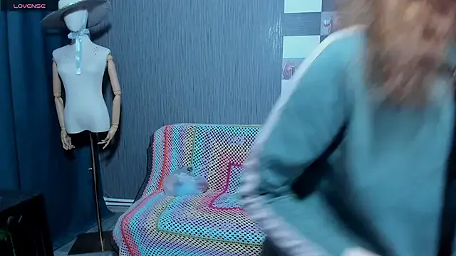 Offline pa1e_pr1ncess on StripChat