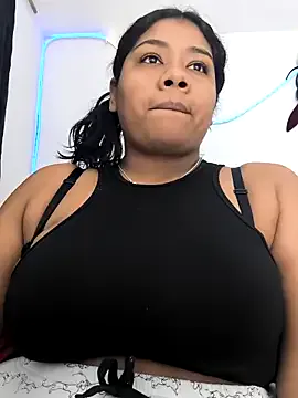 Freechat paola091 on StripChat