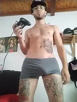 Offline Paul_Bellucci on StripChat