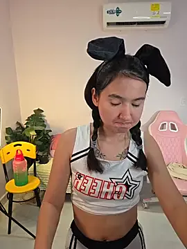 Group Pinkie_Princes on StripChat