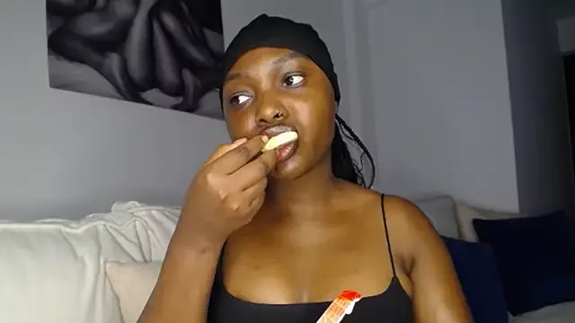 Offline Pretty_Liya08 on StripChat