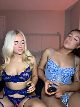 Offline PrincessMegUK on StripChat