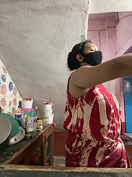 Priyajaanbaby on StripChat