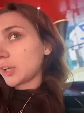 Freechat QuitieLia on StripChat