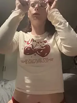 Offline raen001 on StripChat