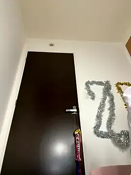 Offline ranran_ch on StripChat