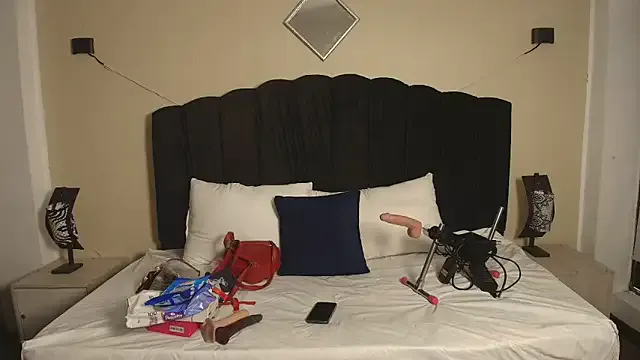 Offline Raquel_jones on StripChat