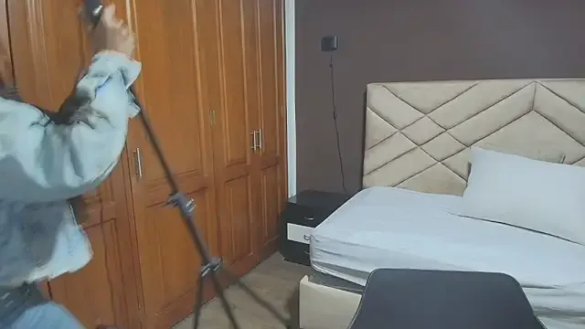 Offline Raquel_jones on StripChat