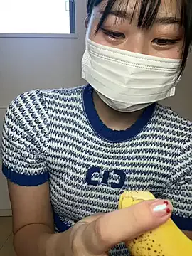 Rara__oo on StripChat