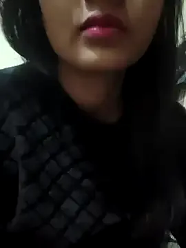 RAYI_Queen_2 — full nude show