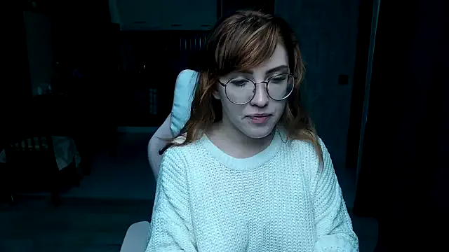 Freechat Reginasmilee on StripChat