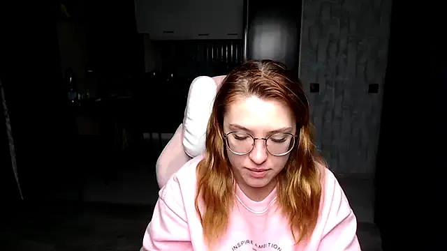 Reginasmilee — NAKED