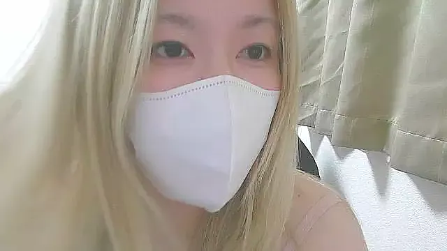 Offline Remi_official on StripChat