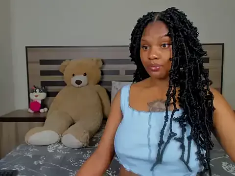 Freechat Renee-18 on StripChat