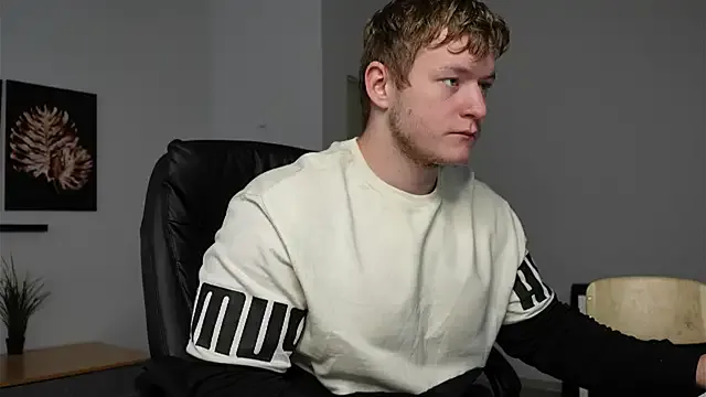 Offline Richard_Dullas on StripChat