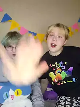 ricky_feline on StripChat