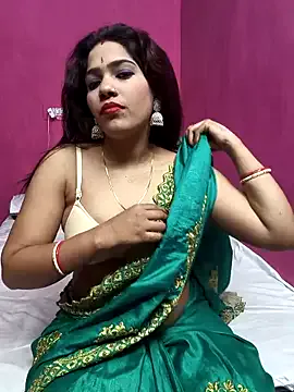 Rinki156 on StripChat