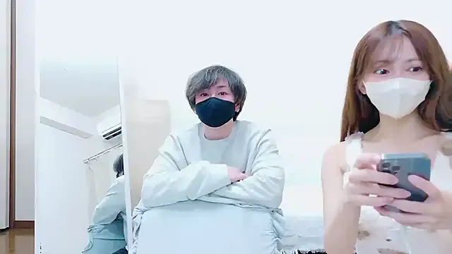 RIRI-style — Freechat on StripChat