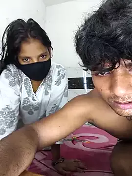 Offline riya190 on StripChat