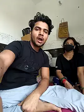 Offline riya190 on StripChat