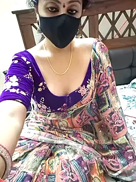 Offline Roja-Telugu777 on StripChat