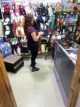 Offline ROSALIASEXSHOP on StripChat