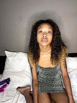 Offline rubywithpearls on StripChat